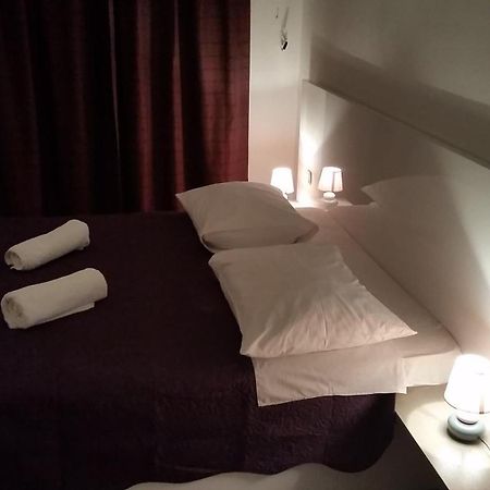 Apartments Silvija Primošten Eksteriør bilde
